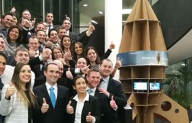 Programa Avançado de Desenvolvimento Gerencial, Funcionários