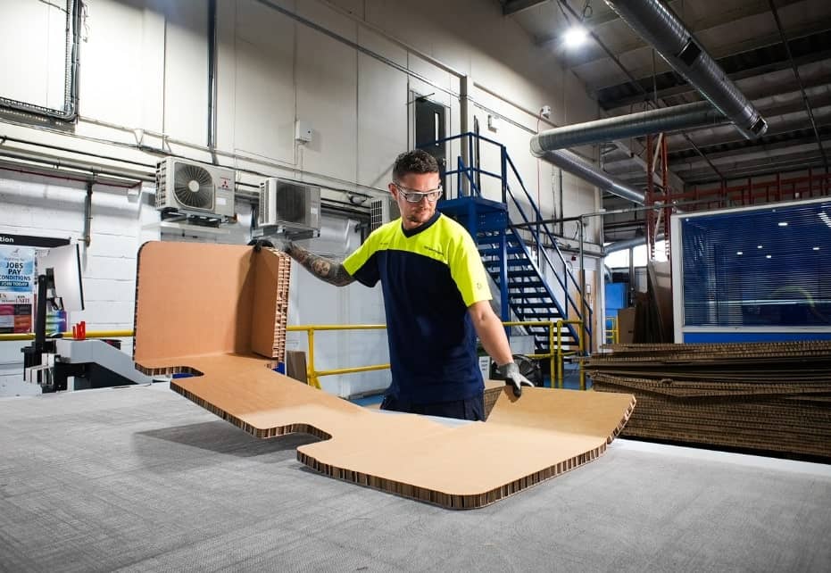 Honeycomb automotive packaging